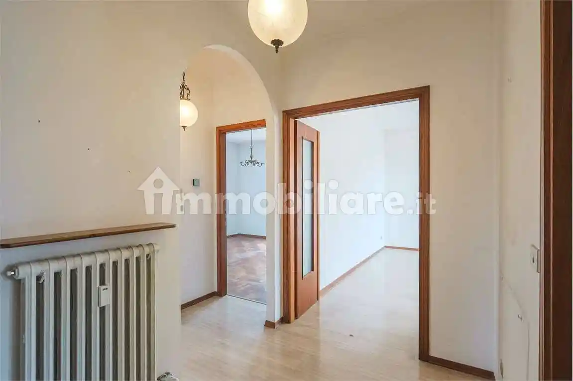 Appartamento in vendita a Canale