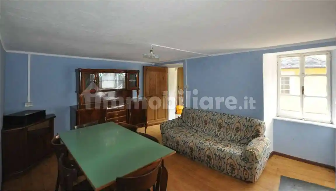 Casa indipendente in vendita a Borgomezzavalle
