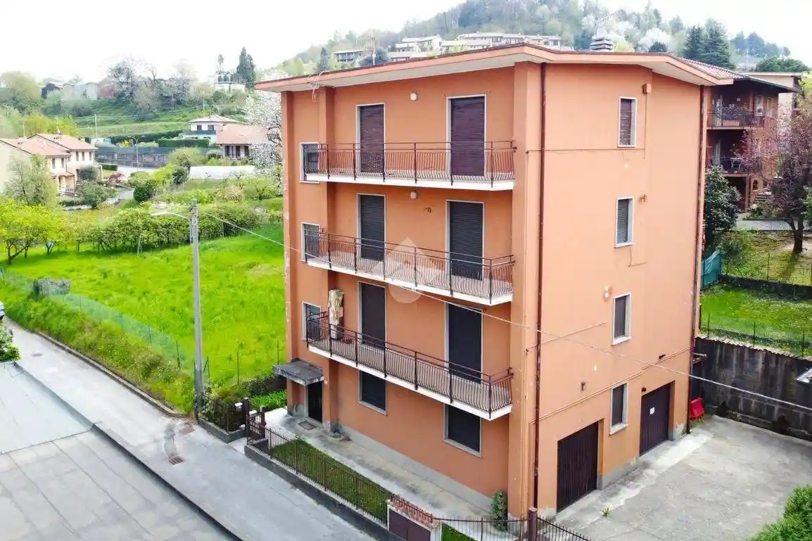 Appartamento in vendita a Sirtori