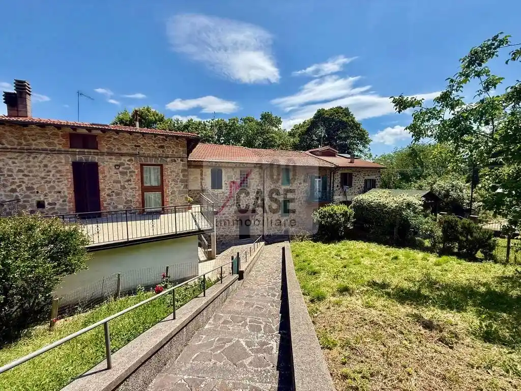 Appartamento in vendita a Abbadia San Salvatore