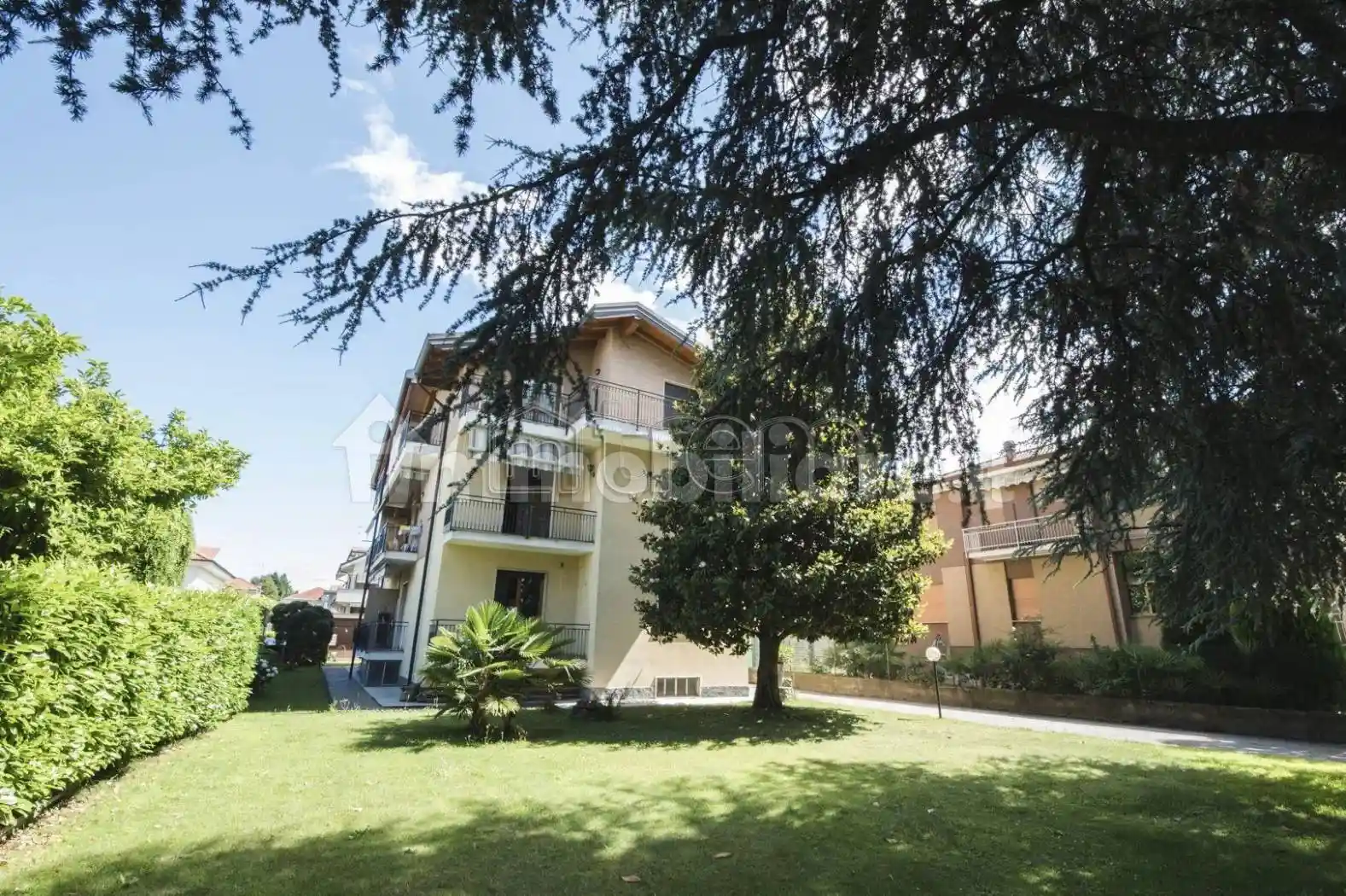 Appartamento in vendita a Limbiate