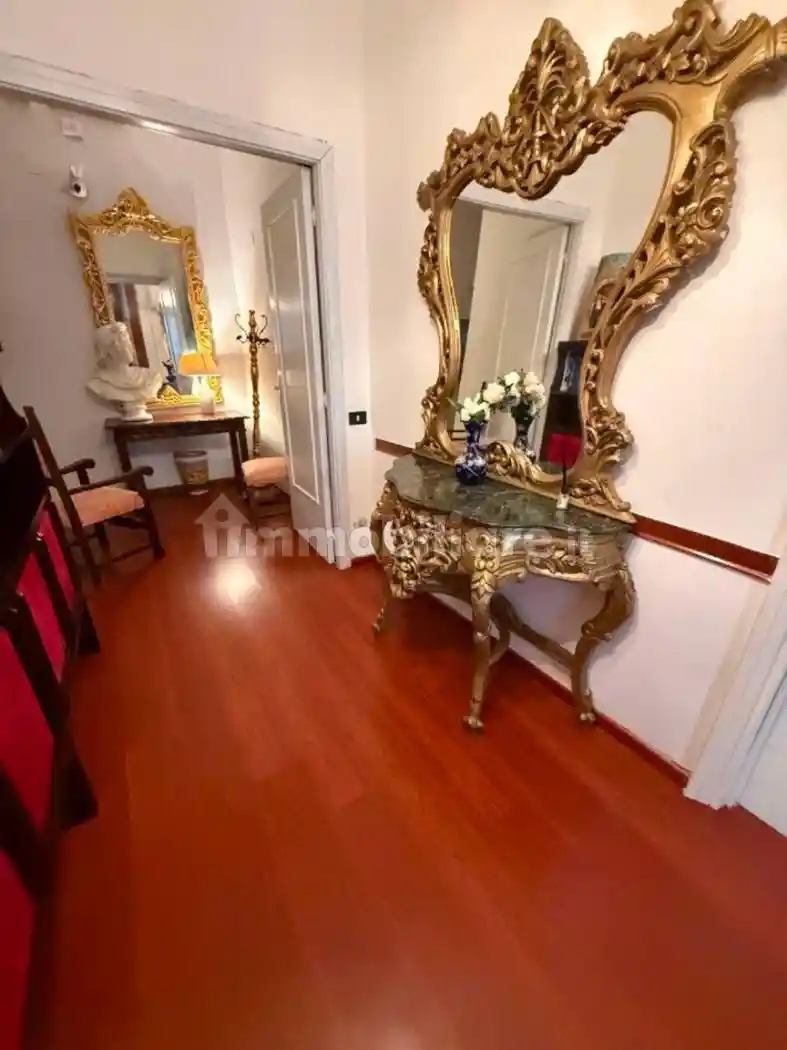 Appartamento in affitto a Napoli