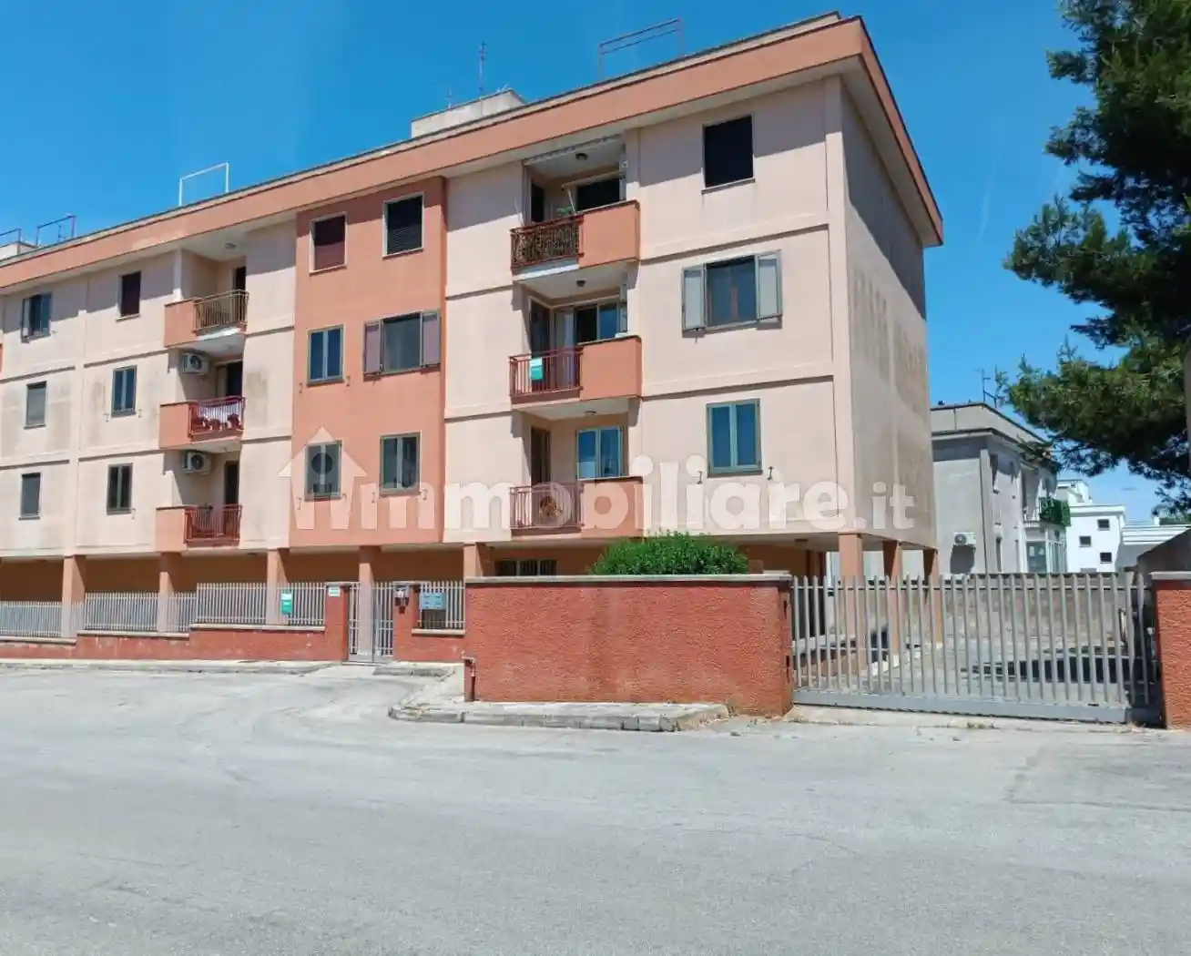 Appartamento in vendita a Parabita