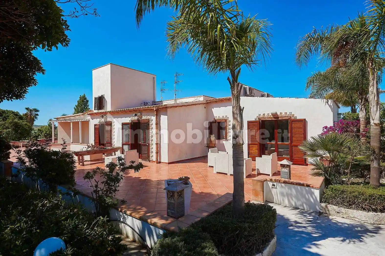 Villa in vendita a Valderice