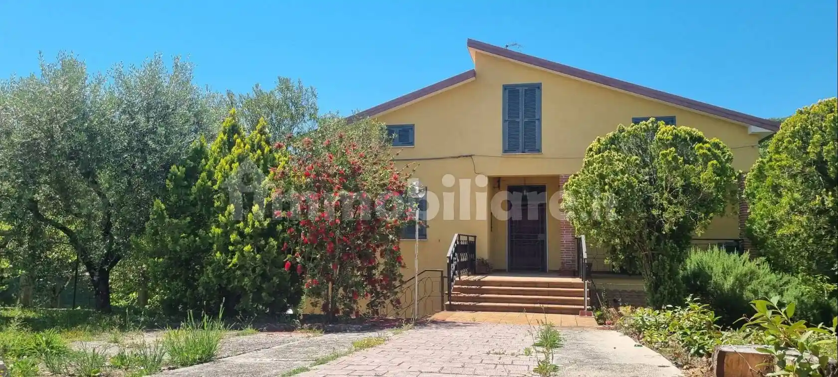 Villa in vendita a Pastena