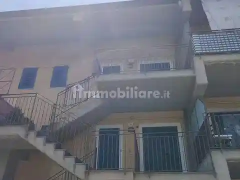 Appartamento in vendita a Aci Catena