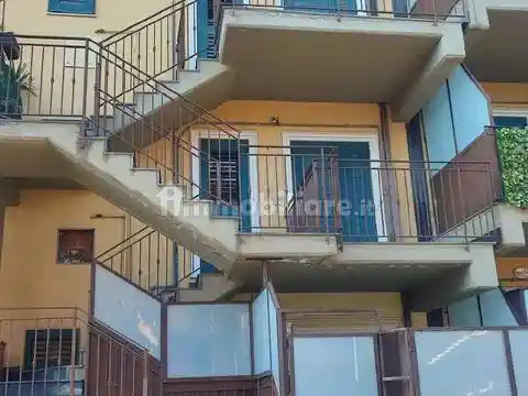 Appartamento in vendita a Aci Catena