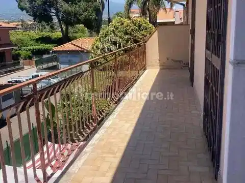 Appartamento in vendita a Aci Sant'Antonio
