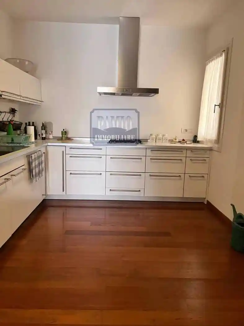 Villa in vendita a Volpago del Montello