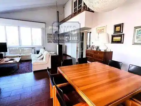 Villa in vendita a Giavera del Montello