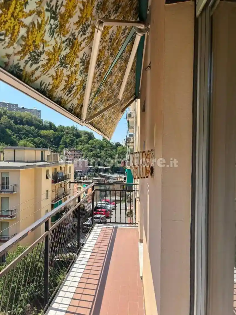 Appartamento in vendita a Genova
