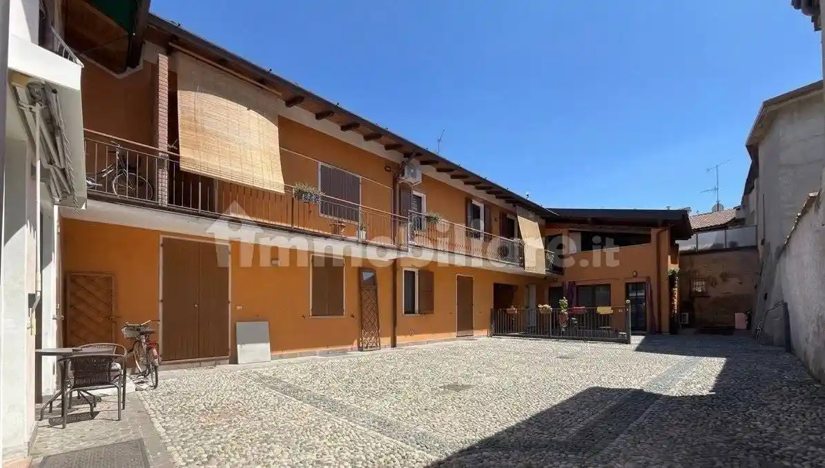Appartamento in vendita a Rovato