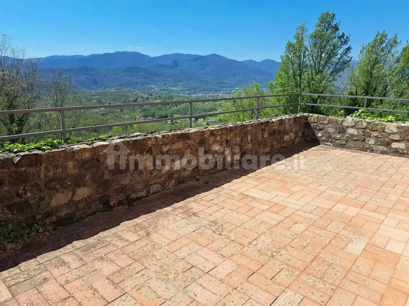 Villa in vendita a Bagnone
