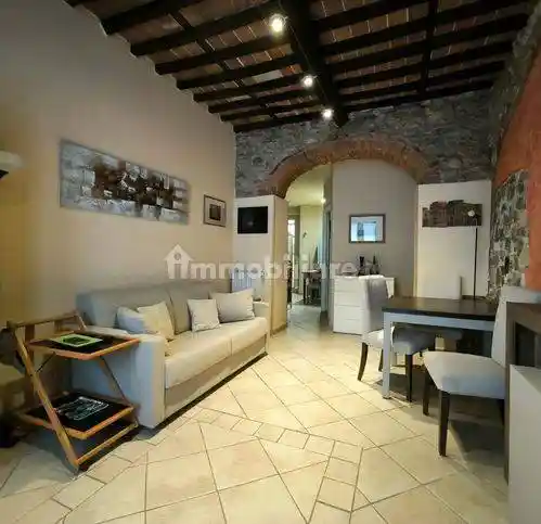 Appartamento in affitto a Carrara