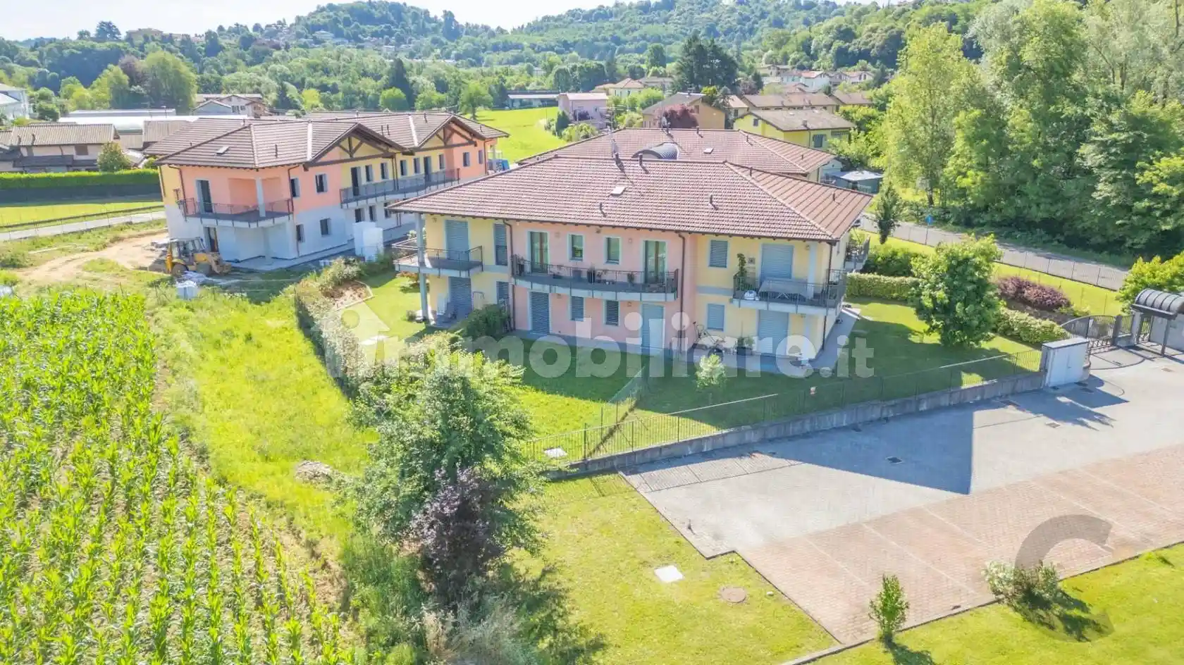 Appartamento in vendita a Daverio