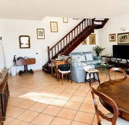 Appartamento in vendita a Carrara