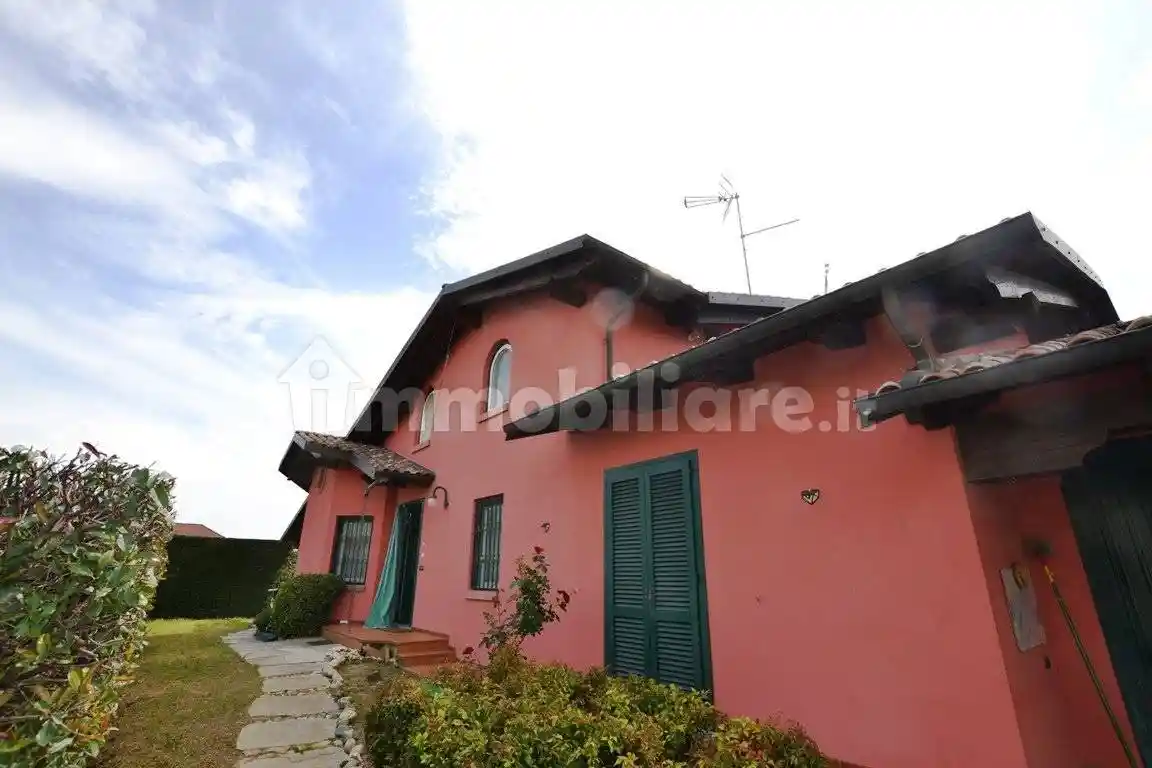 Villa in vendita a Sandigliano