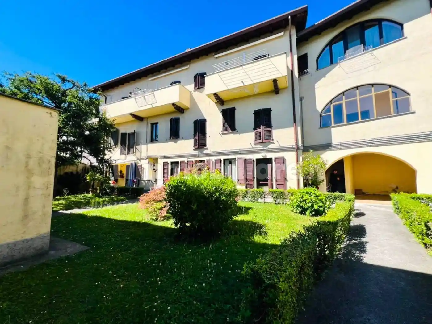 Appartamento in vendita a Costa Masnaga