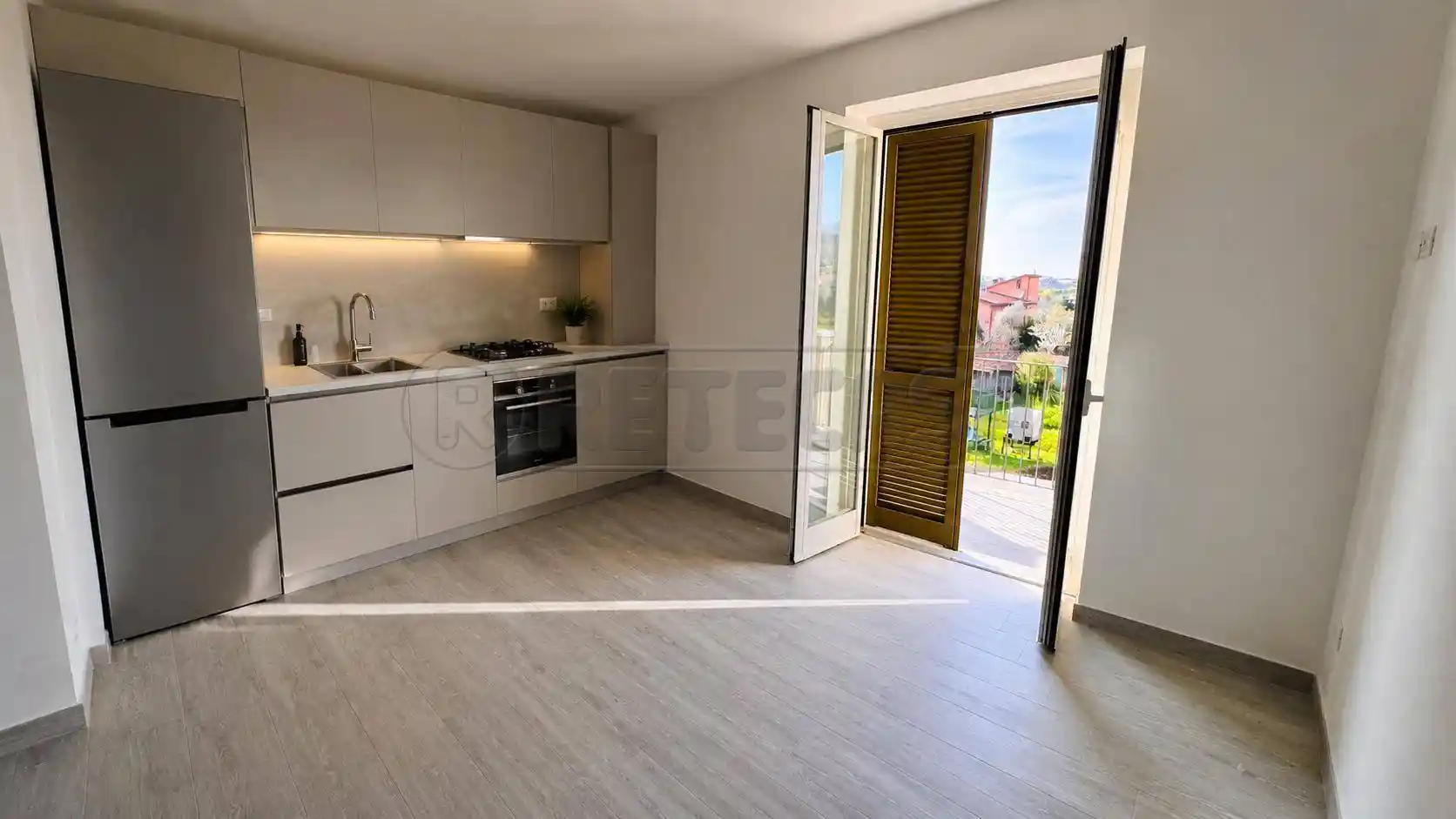 Appartamento in vendita a Carrara