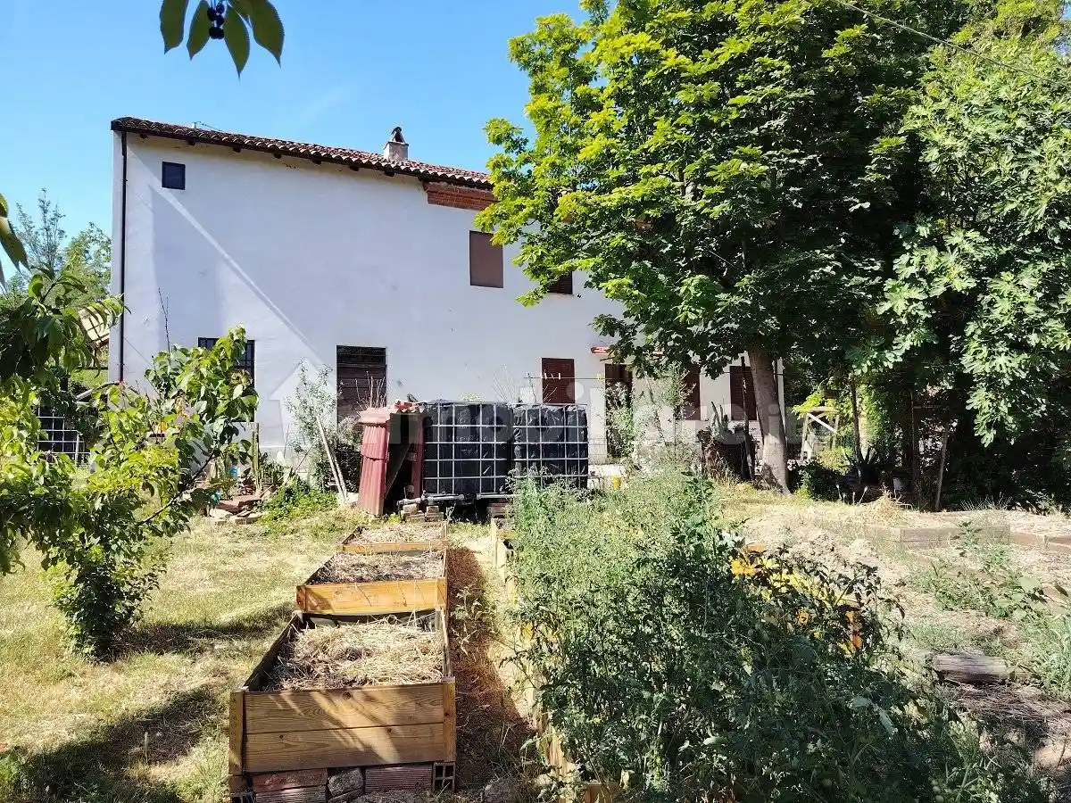 Rustico - Casale in vendita a San Salvatore Monferrato