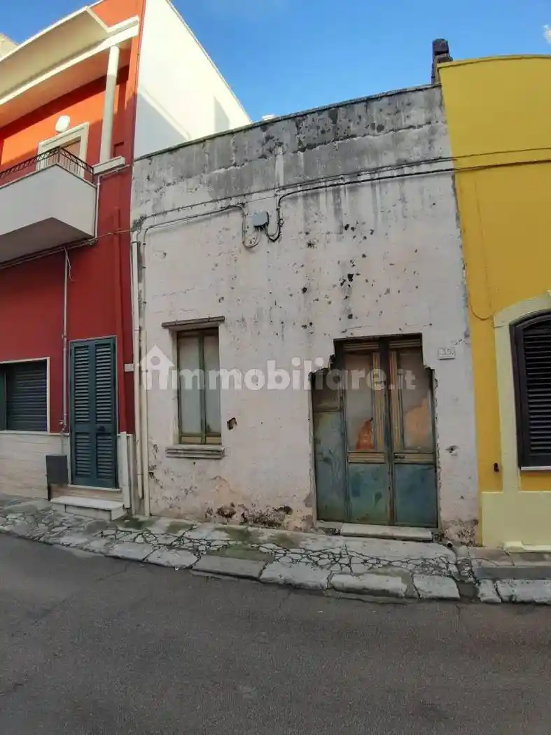Villa in vendita a Neviano