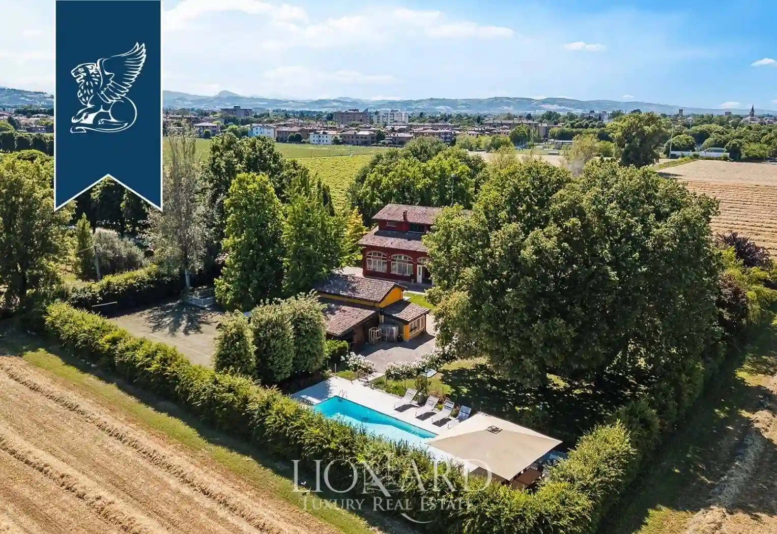 Villa - foto 2