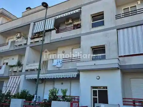 Appartamento in vendita a Aradeo