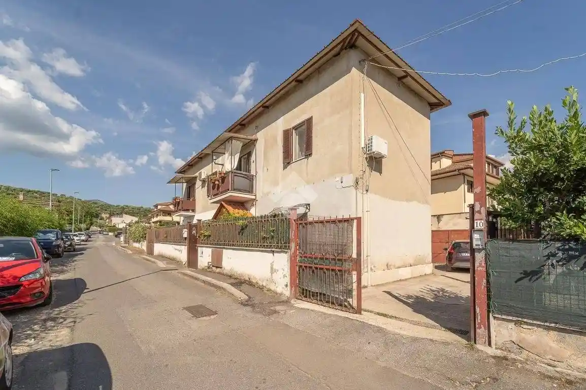 Appartamento in vendita a Guidonia Montecelio
