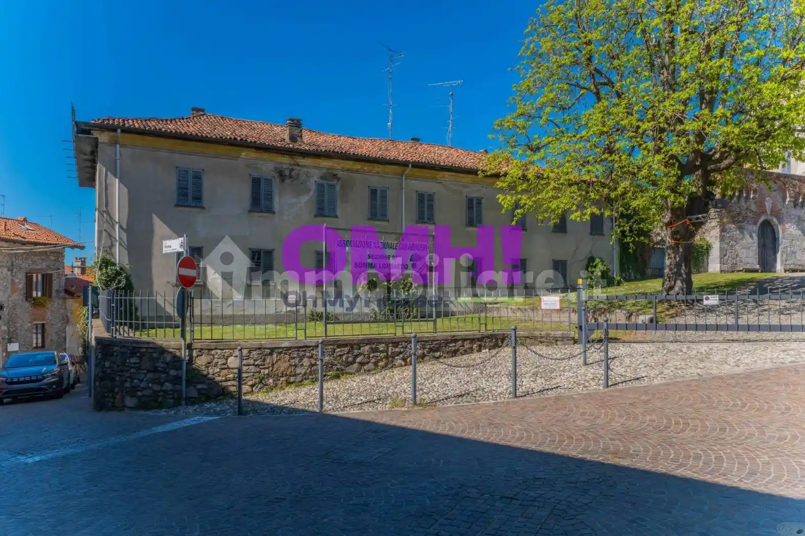 Palazzo - Edificio in vendita a Somma Lombardo
