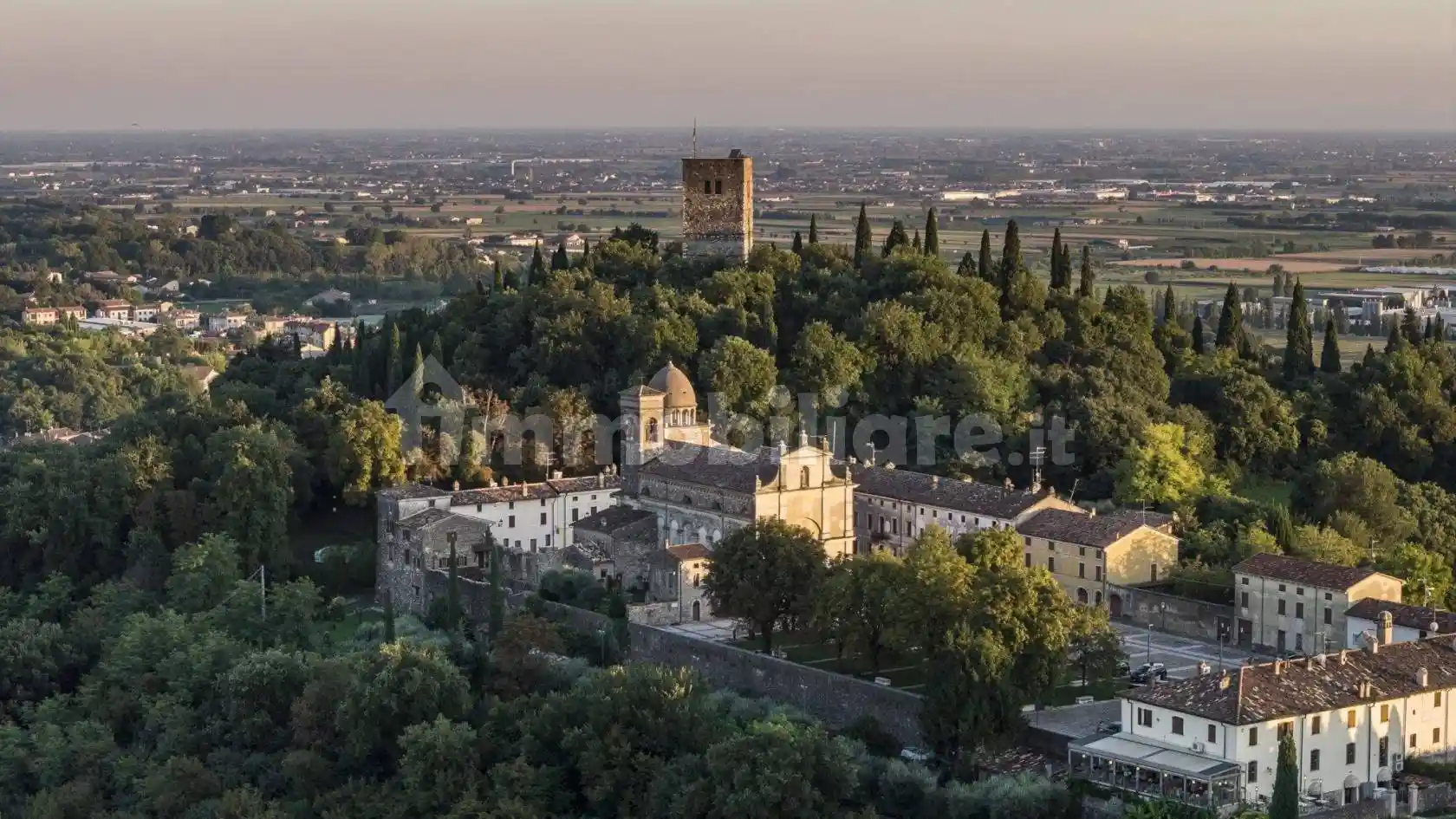 Appartamento in vendita a Solferino