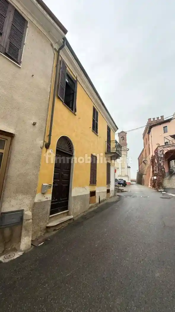 Rustico - Casale in vendita a Sala Monferrato