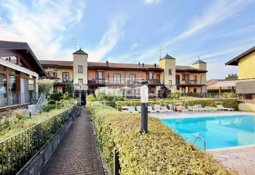 Appartamento in vendita a Lonato del Garda