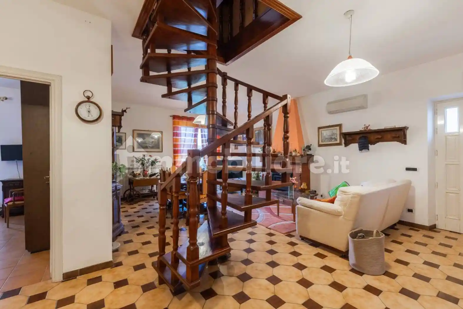Appartamento in vendita a Borghetto Santo Spirito