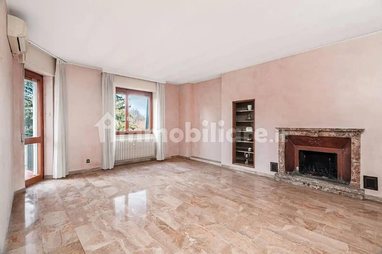 Appartamento in affitto a Carate Brianza