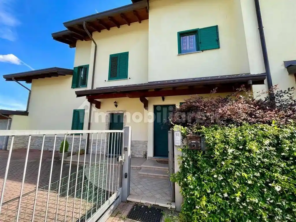 Attico - Mansarda in affitto a Morazzone