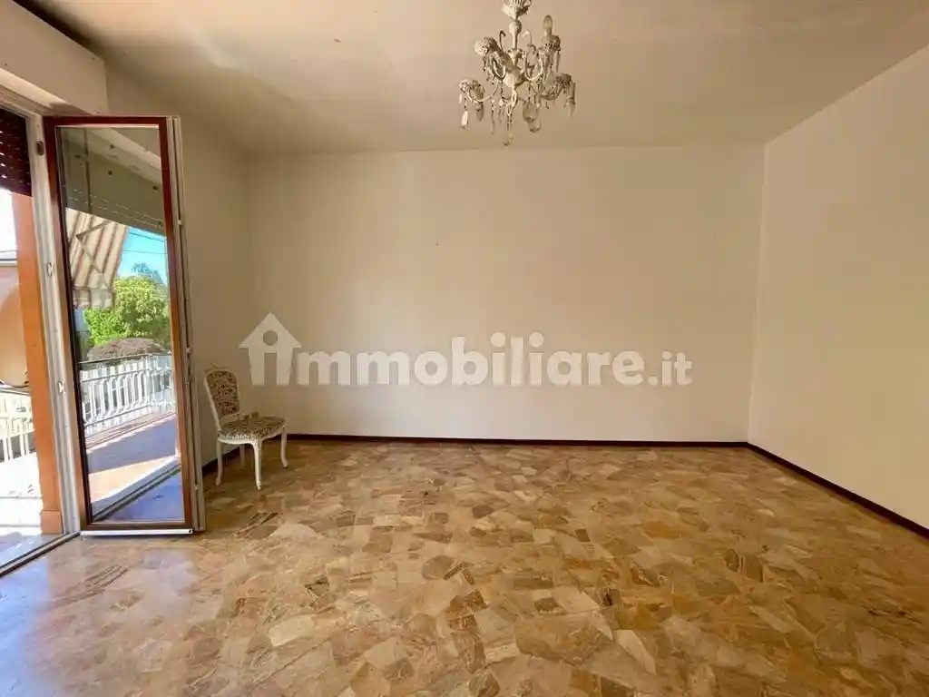 Appartamento in affitto a Solbiate Arno