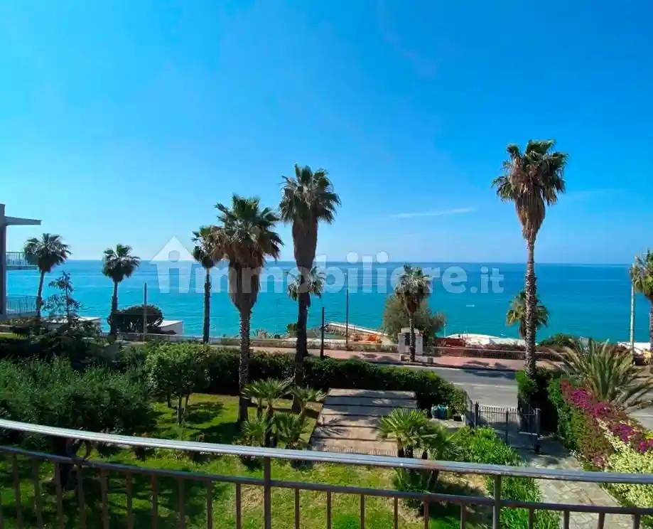 Villa in vendita a Sanremo