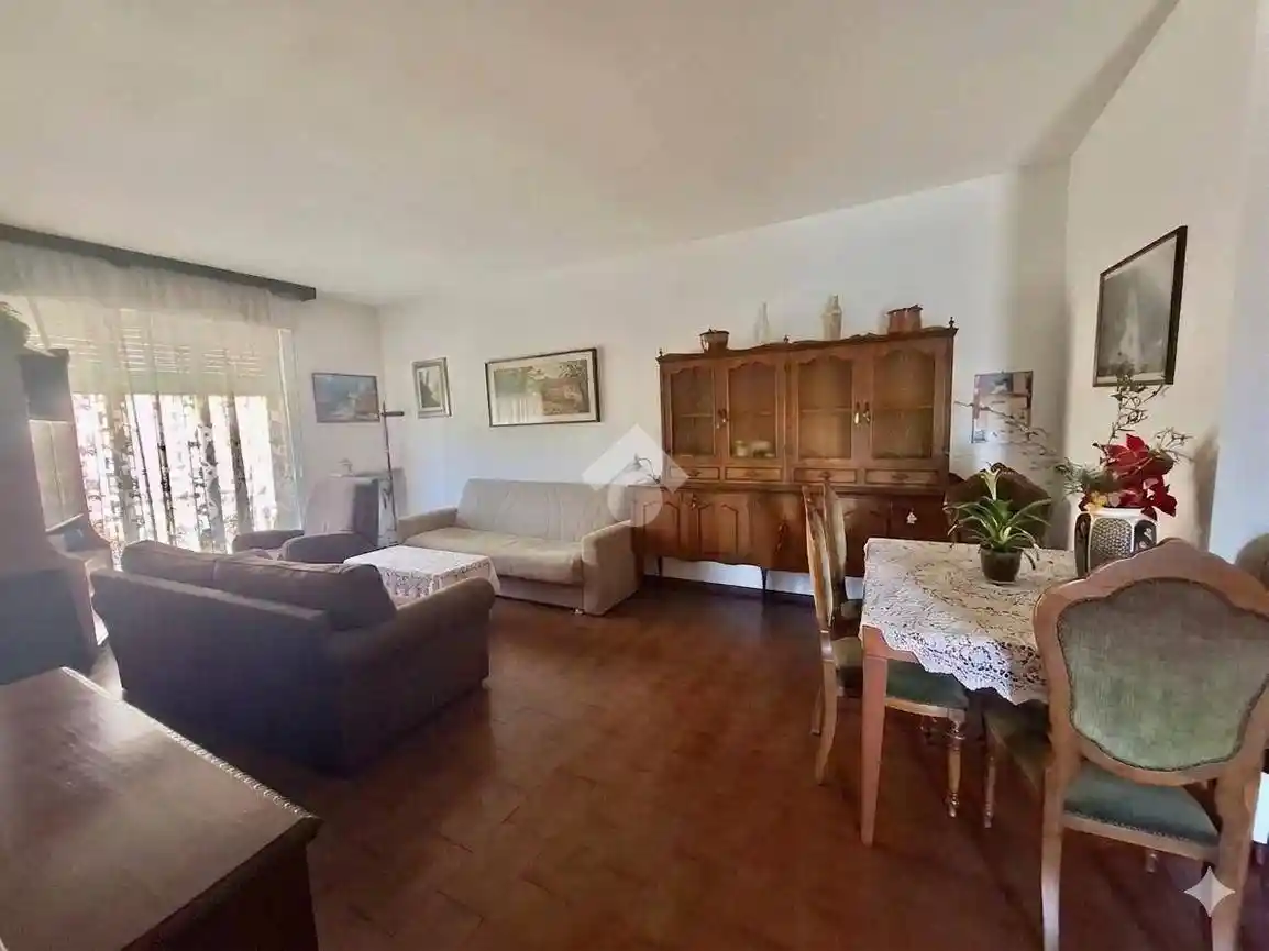 Appartamento in vendita a Novara