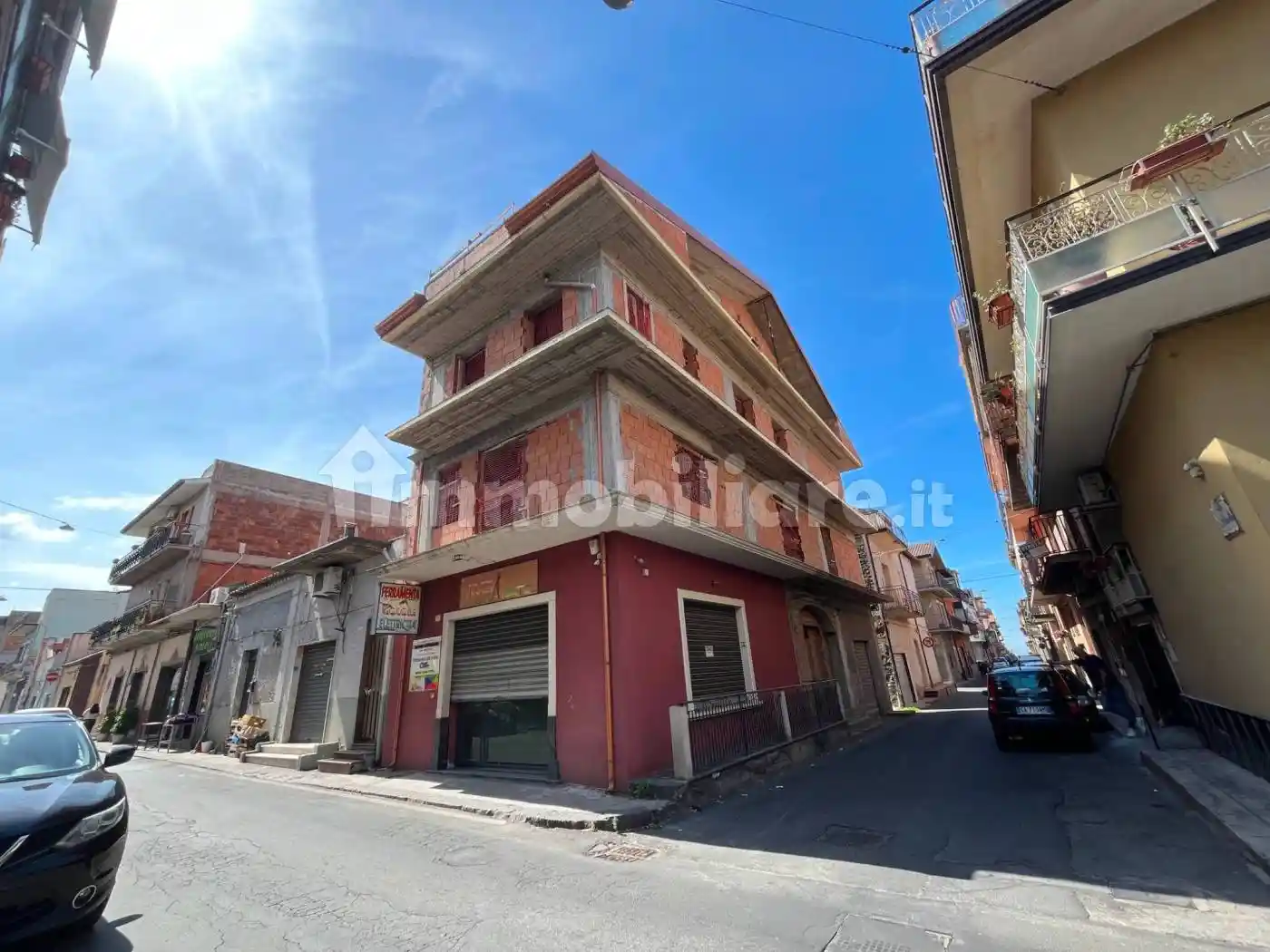 Casa indipendente in vendita a Santa Maria di Licodia