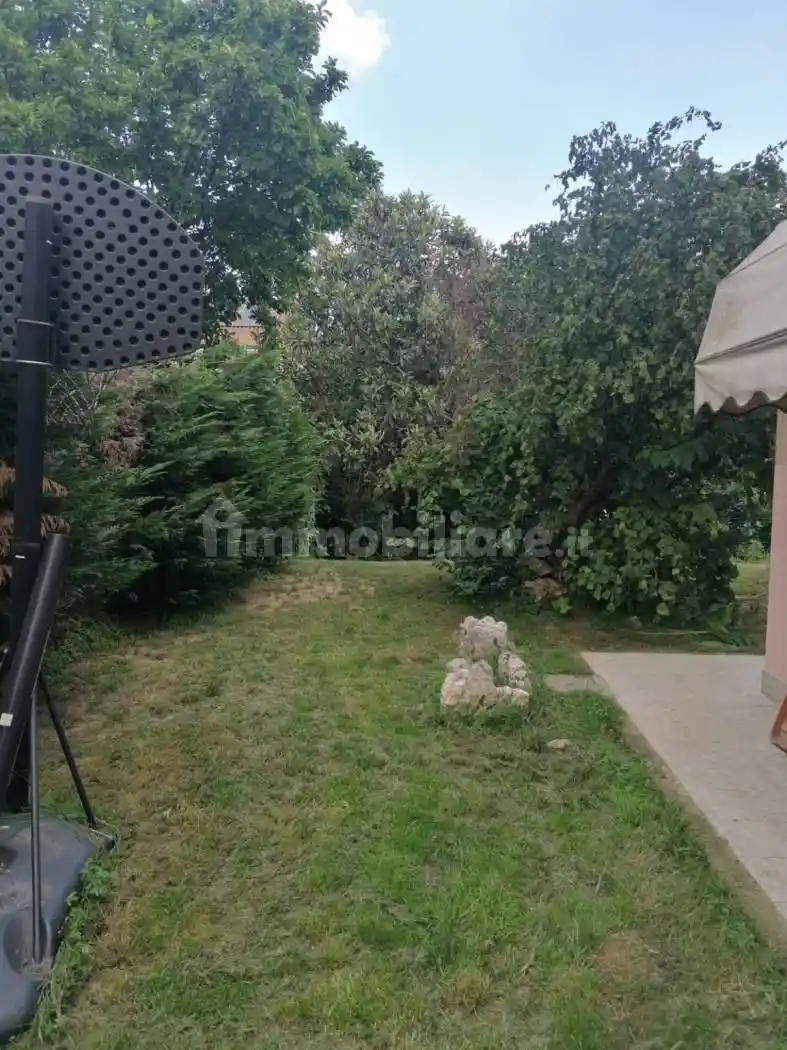 Villa in vendita a Mediglia