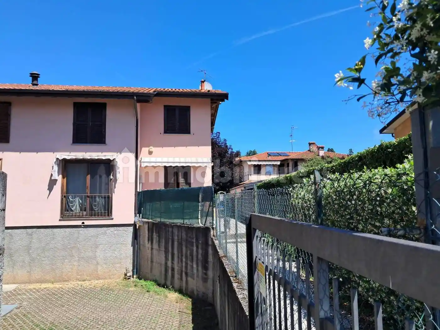 Villetta a schiera in vendita a Daverio