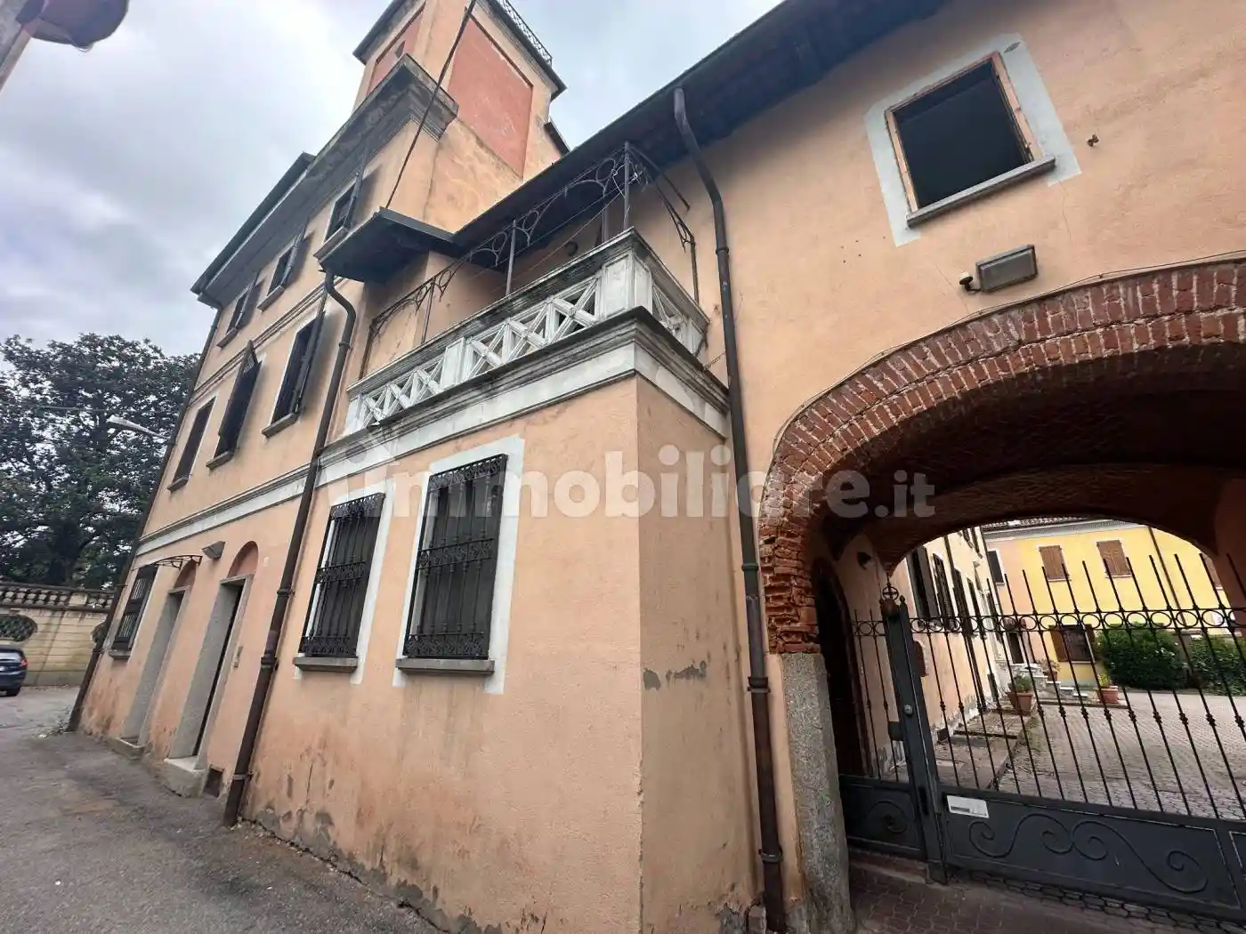 Casa indipendente in vendita a Borgo Vercelli