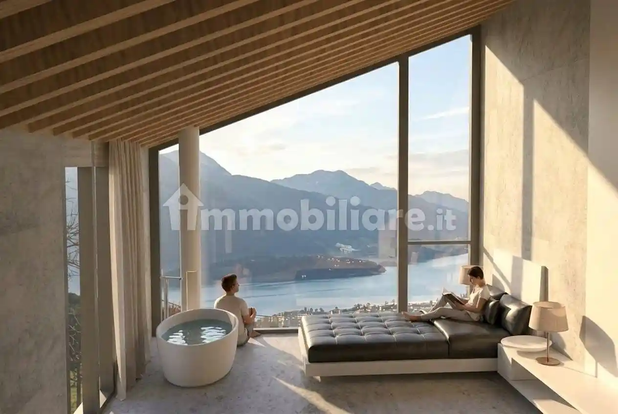 Villa in vendita a Gravedona ed Uniti