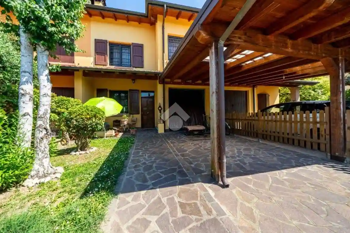 Villetta a schiera - foto 2