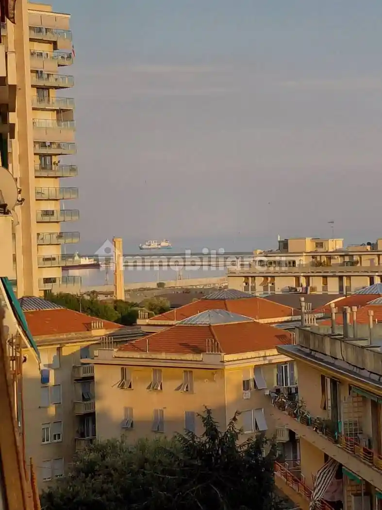 Appartamento in vendita a Genova