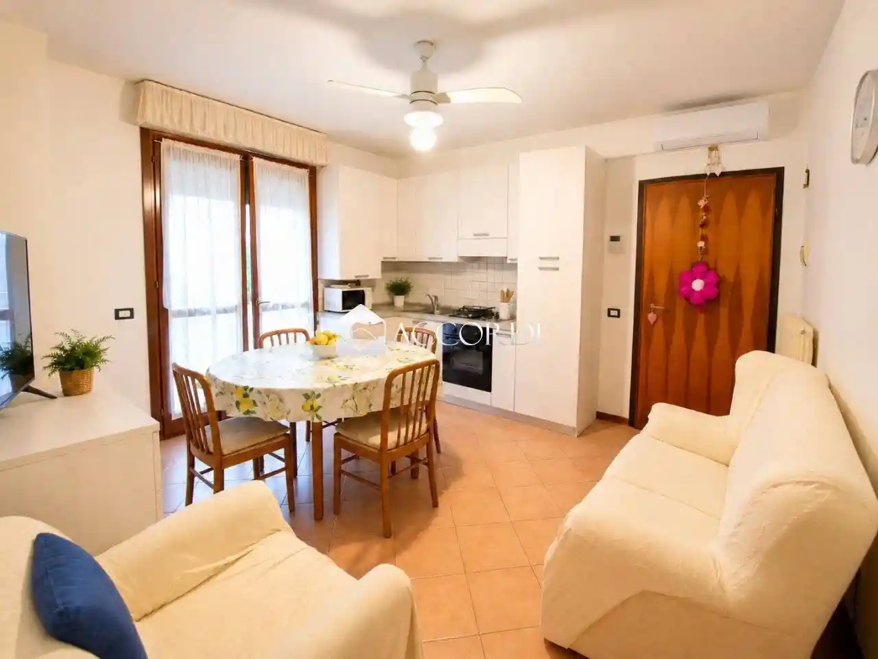 Appartamento in vendita a Paese