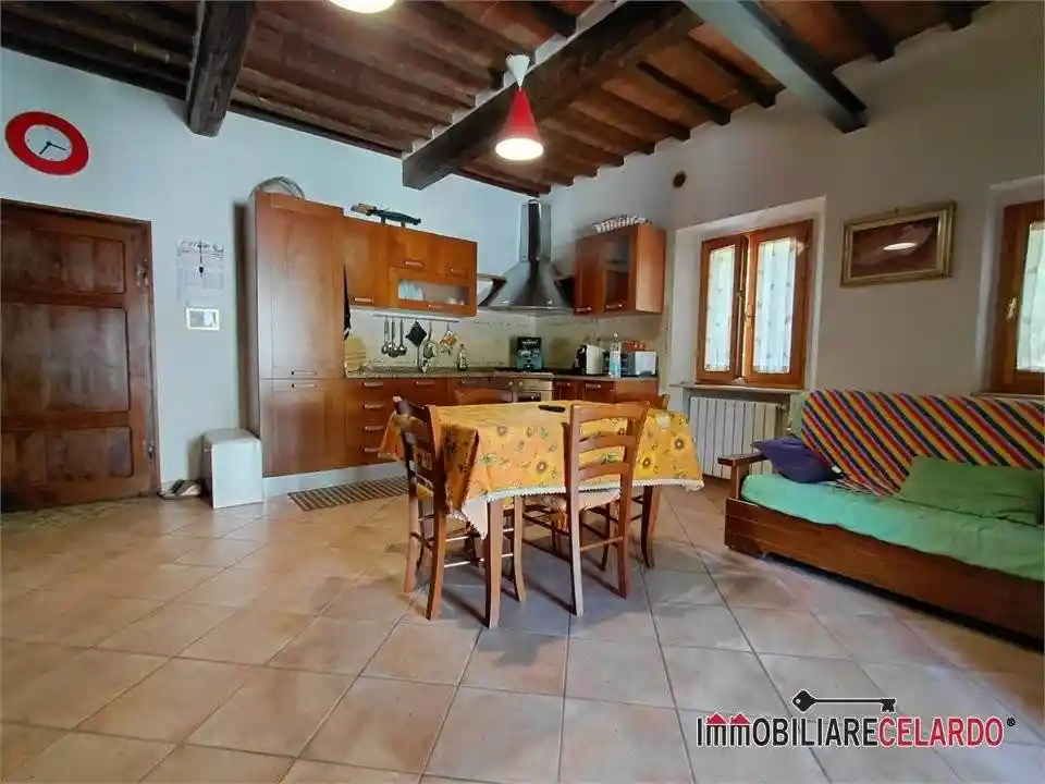 Appartamento in vendita a Colle di Val d'Elsa