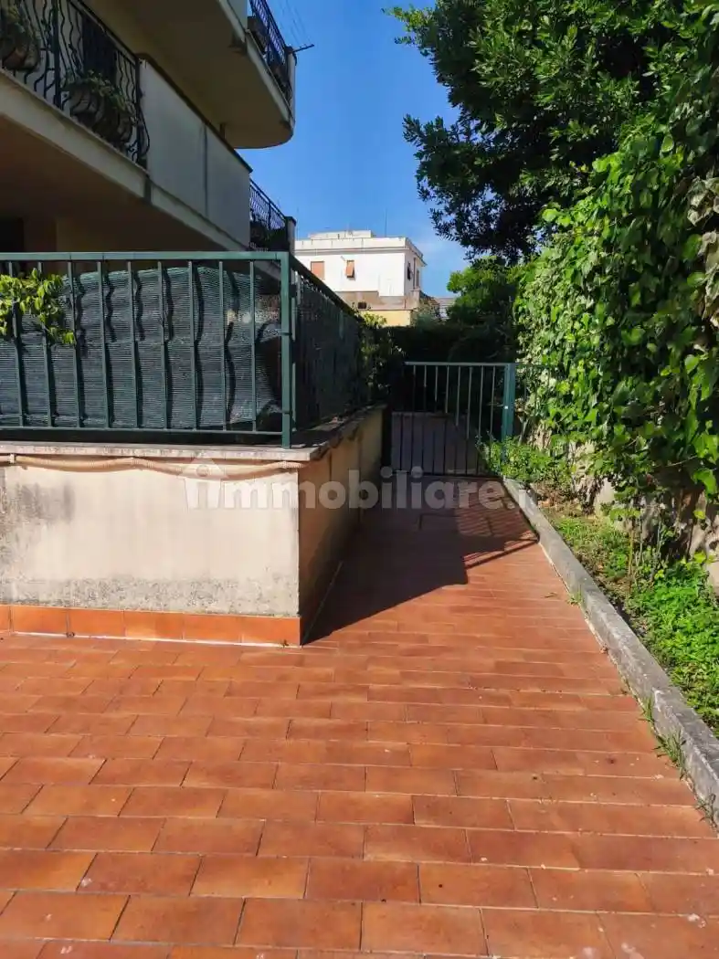 Appartamento in affitto a Guidonia Montecelio