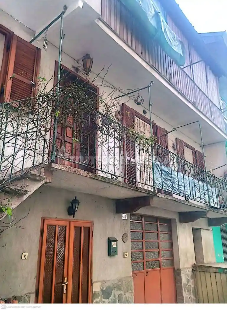 Casa indipendente in vendita a Rocca Canavese