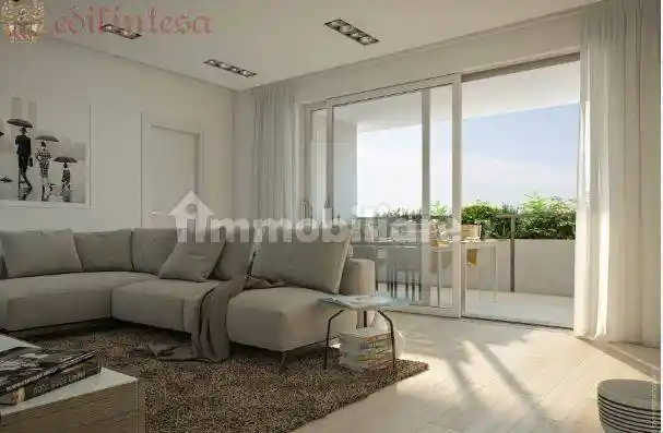 Appartamento in vendita a Biassono